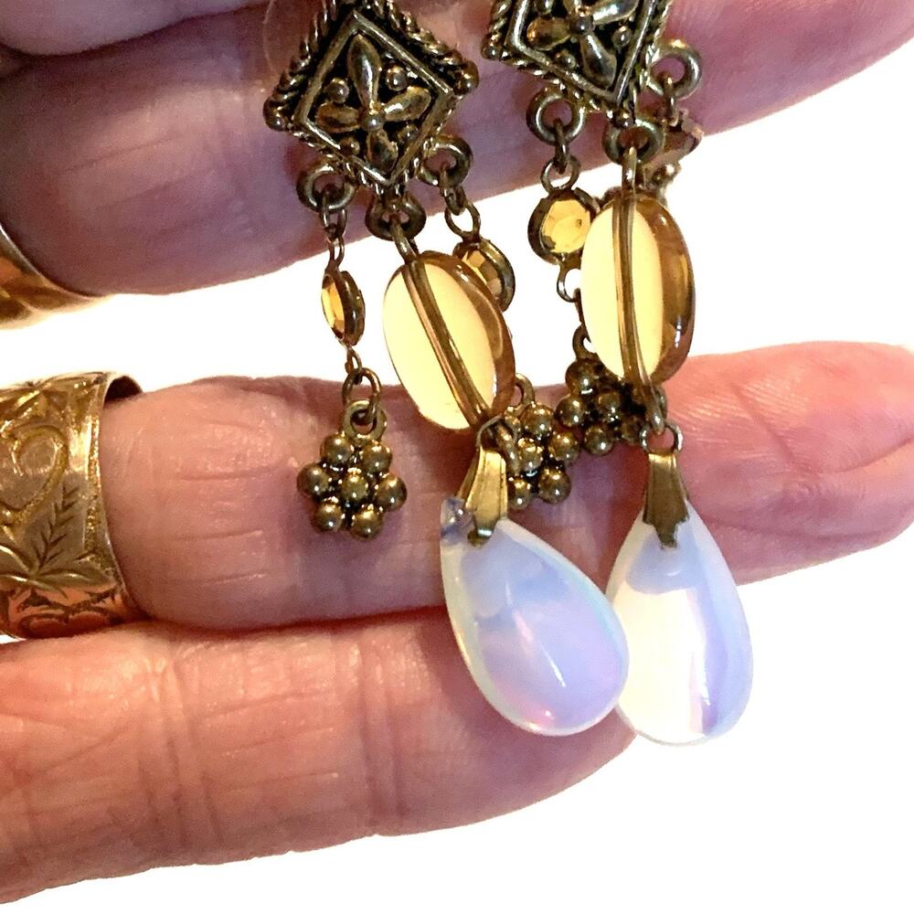 Vintage Faux Citrine & Opalite Beaded Dangle Pierced Earrings Gold Tone 1990's